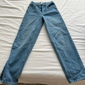 BDG Urban Outfitters Size 26 High Rise Baggy Jeans. As seen in pic!